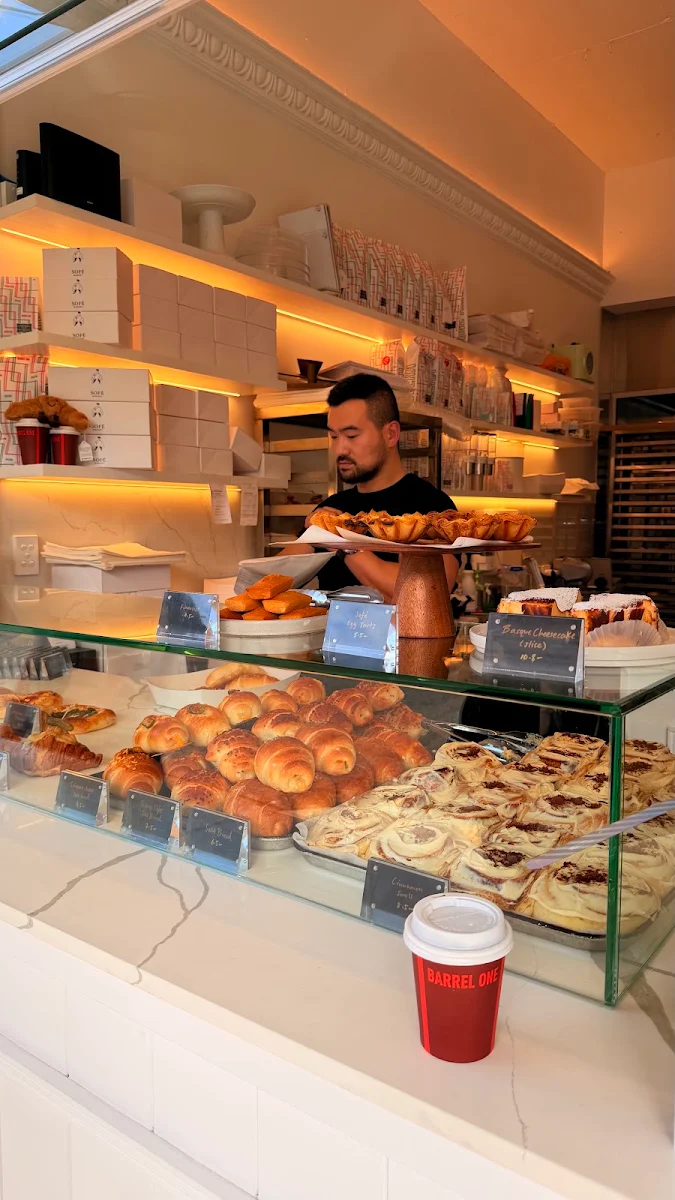 Vibe, Sofé Bakery