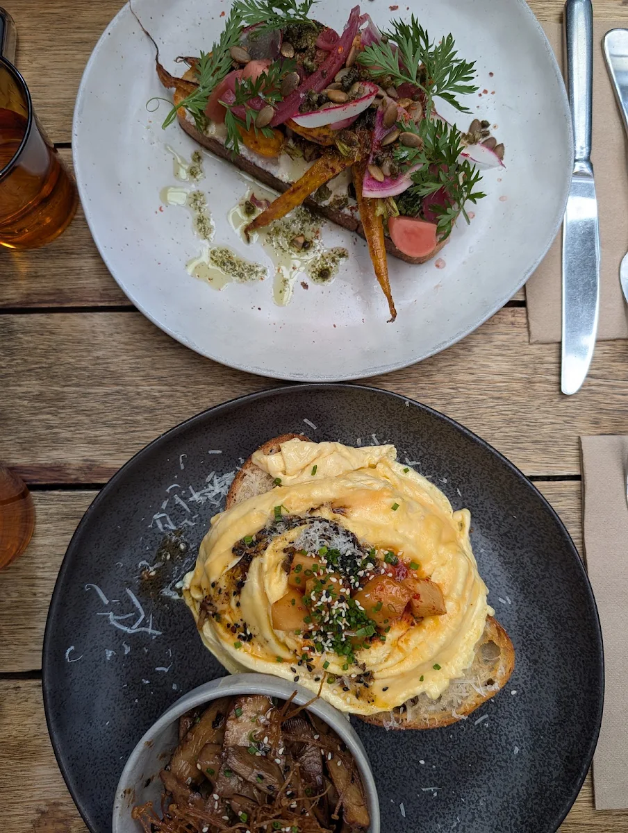 Food & drink, Autumn Rooms