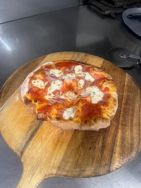 Food & drink, La Campagnola Pizzeria