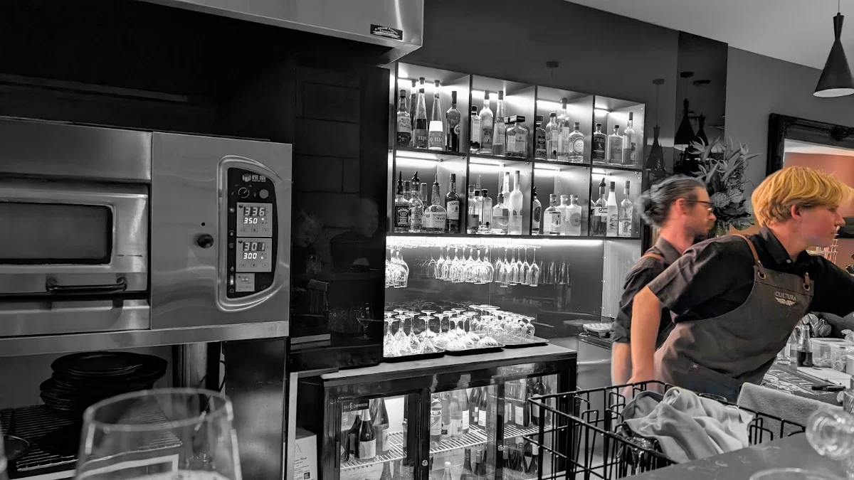 Vibe, Cultura Italian Bar & Restaurant