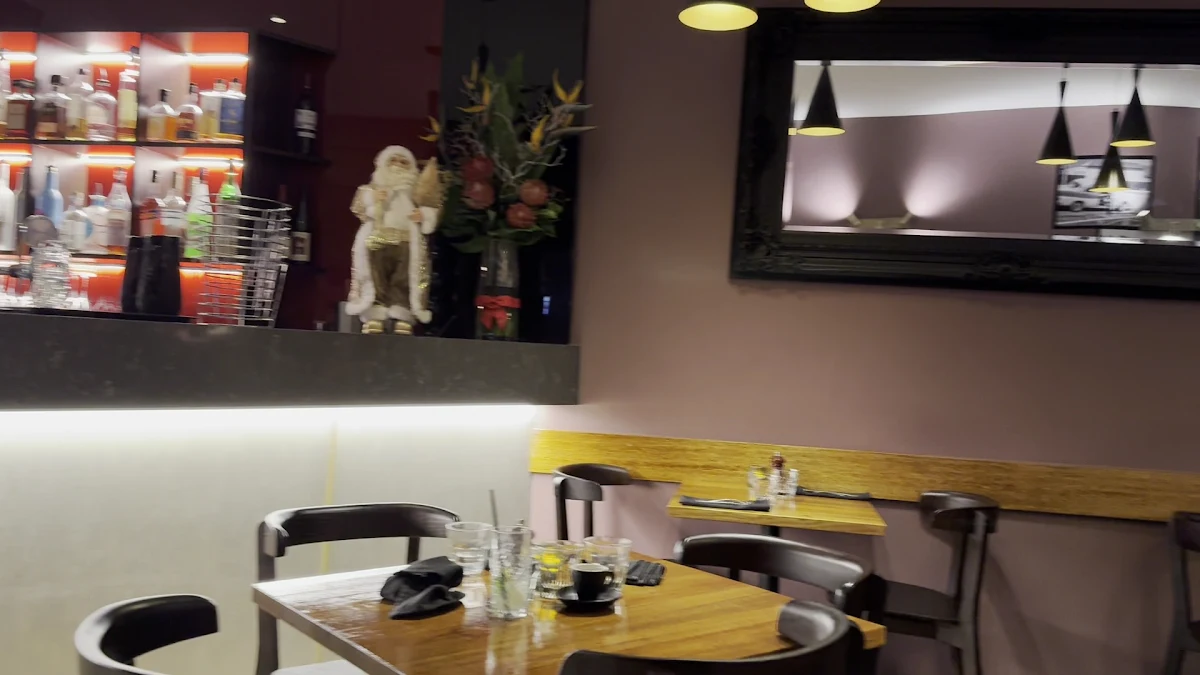 Vibe, Cultura Italian Bar & Restaurant