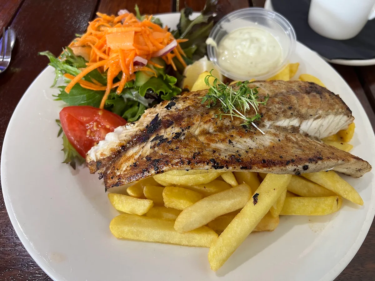 Food & drink, Picnic Bay Hotel