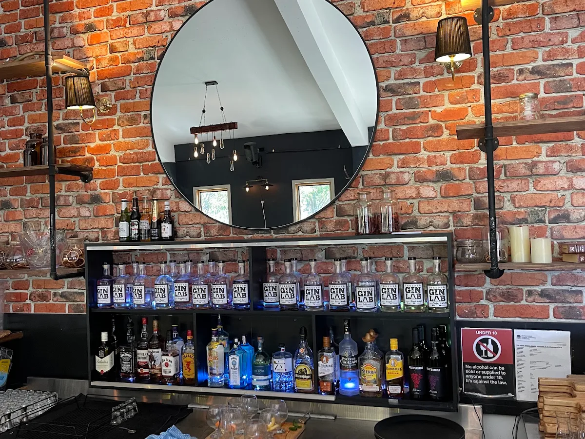Vibe, Thredbo Gin Lab
