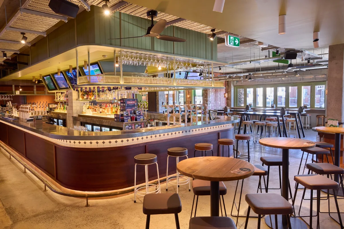 Vibe, The Oxford Bathurst