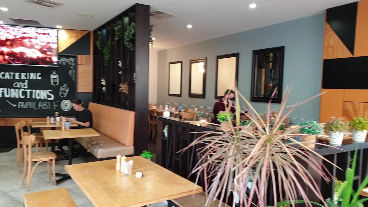 Vibe, Flinderz Cafe & Restaurant
