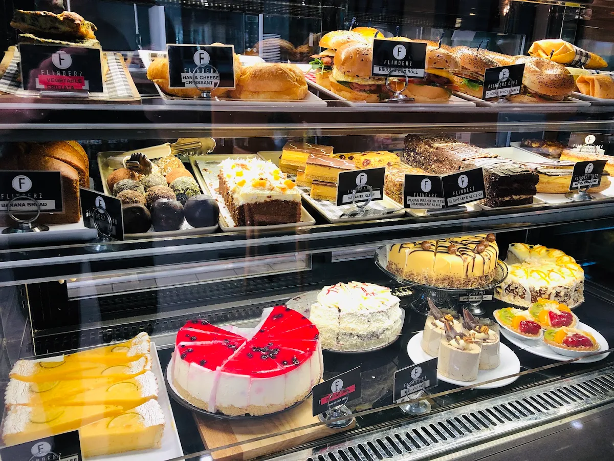 Vibe, Flinderz Cafe & Restaurant
