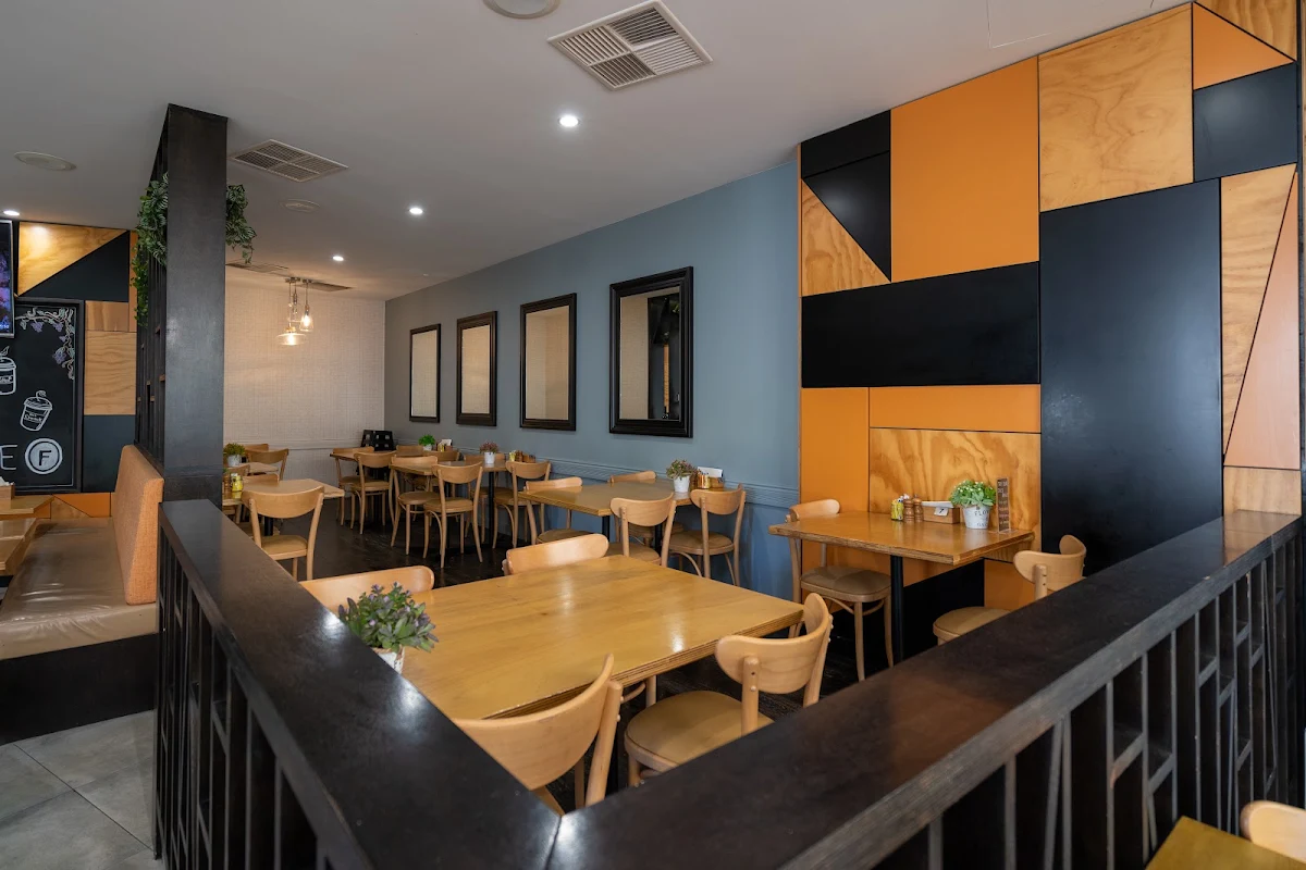 Vibe, Flinderz Cafe & Restaurant