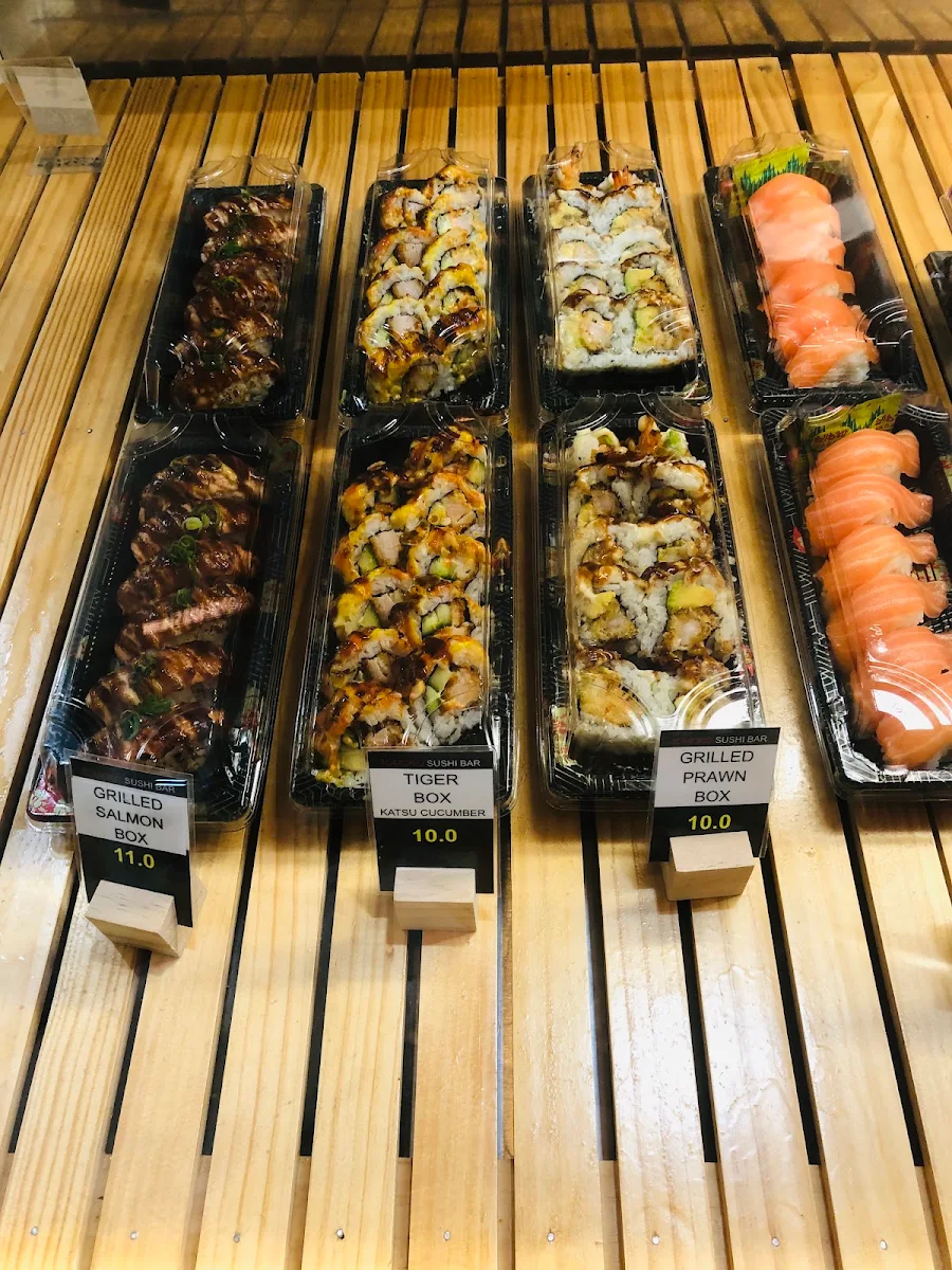 Menu, Tomoko sushibar