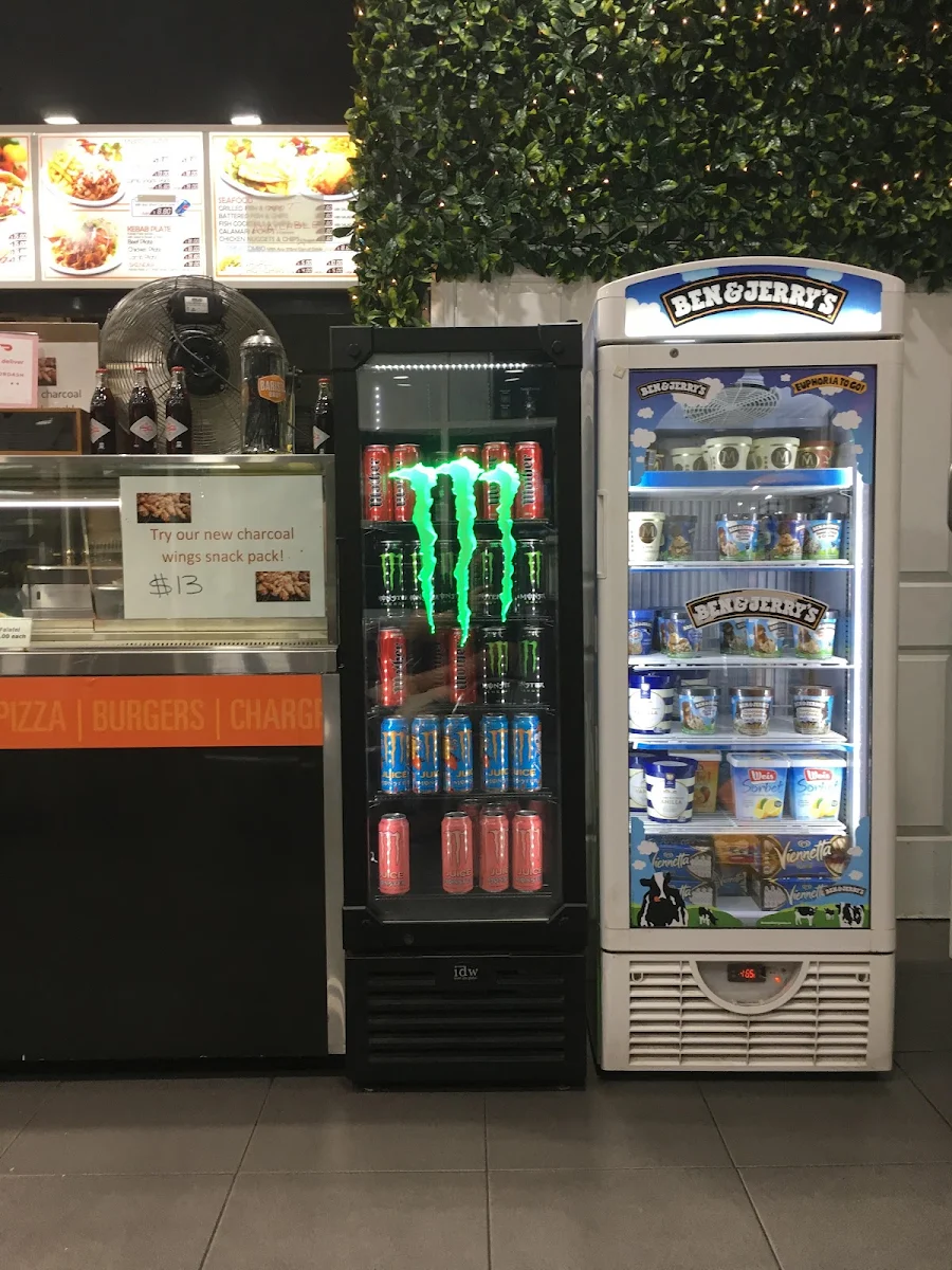 Vibe, OZ Brothers Kebabs