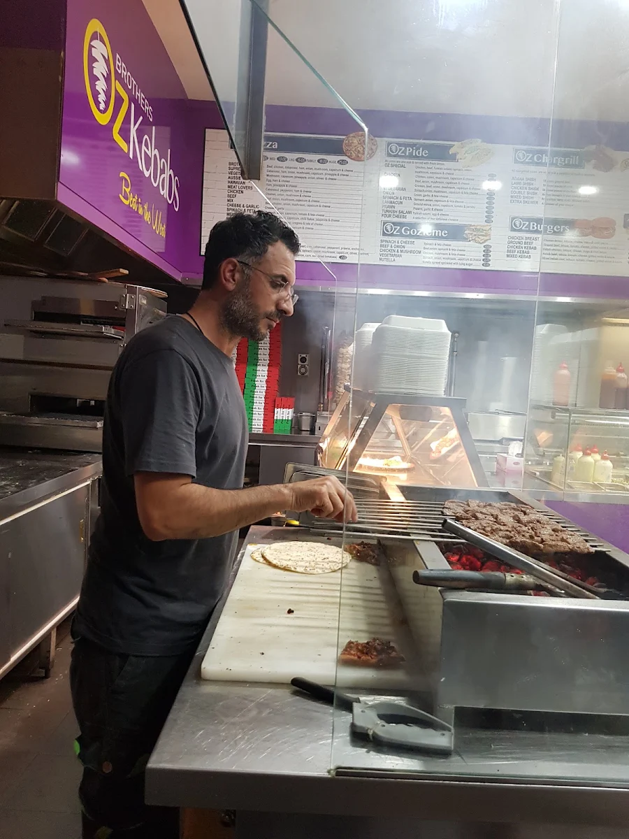 Vibe, OZ Brothers Kebabs