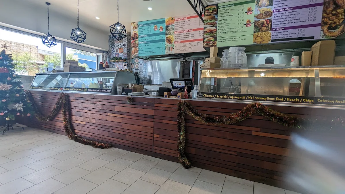 Vibe, Yummy Kebab & Charcoal Chicken Toukley