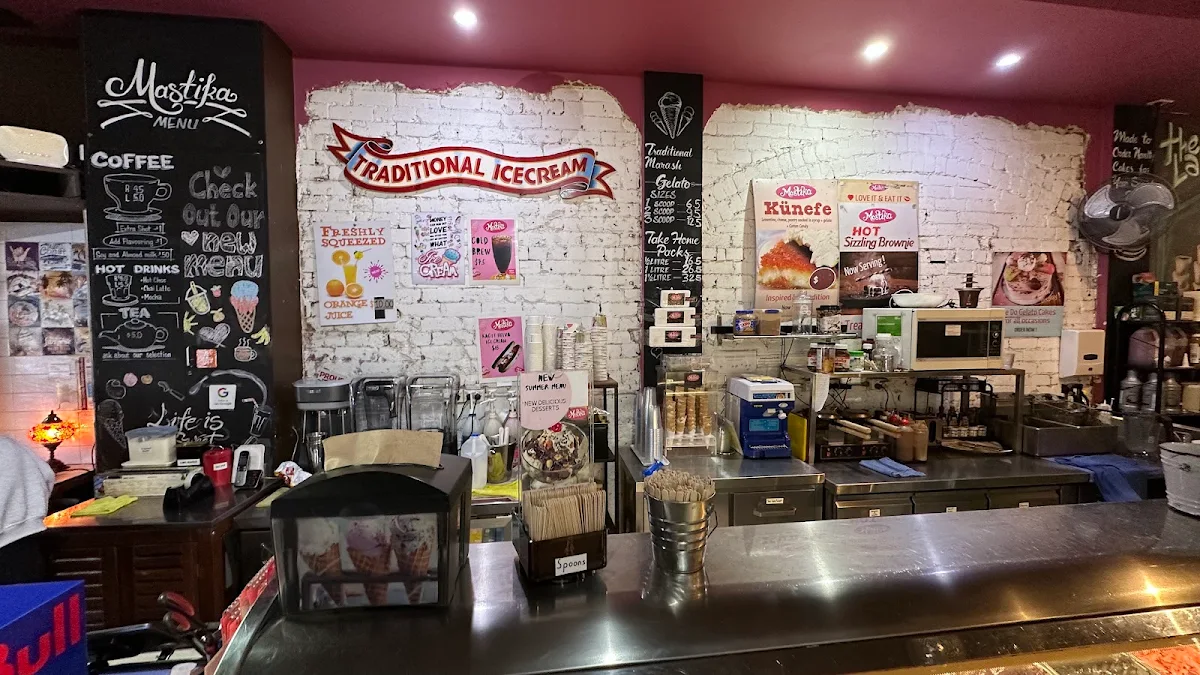 Vibe, Mastika Gelato & Cafe