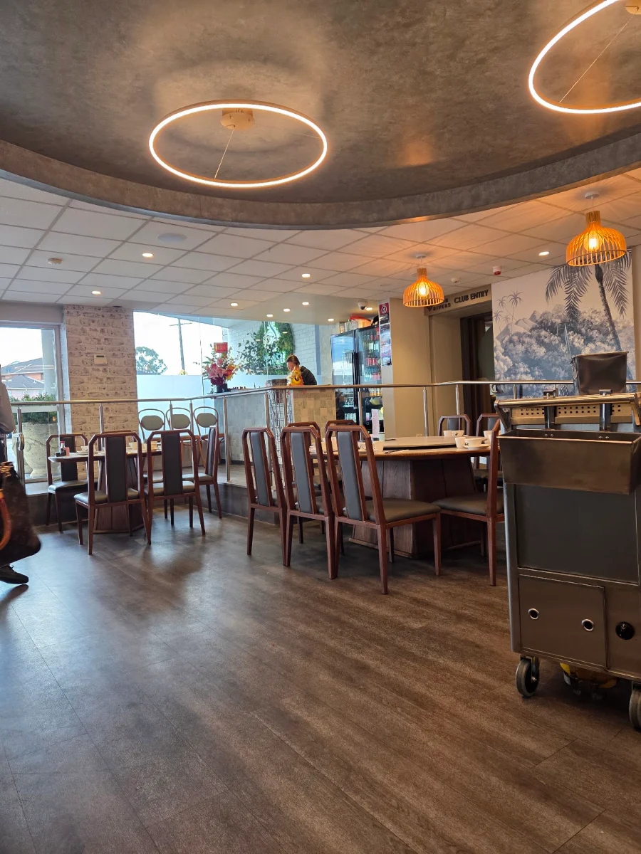 Vibe, Mastika Gelato & Cafe