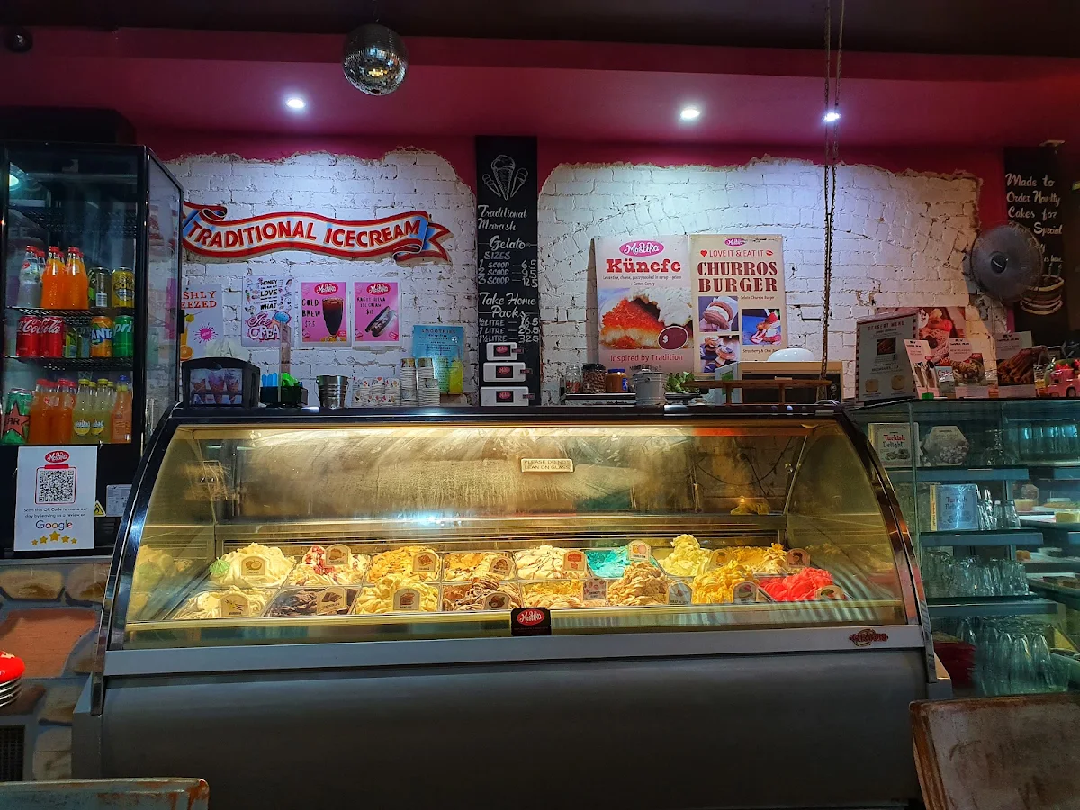 Vibe, Mastika Gelato & Cafe