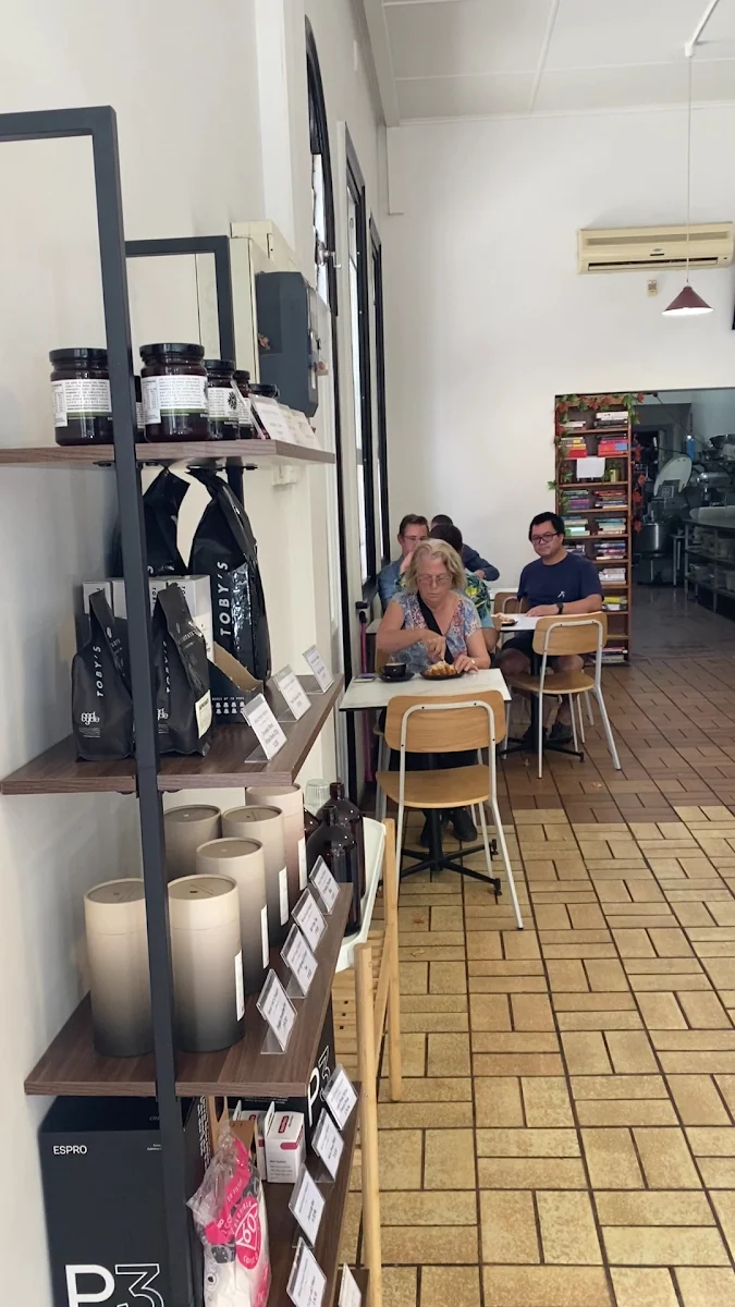 Vibe, Almost French Pâtisserie