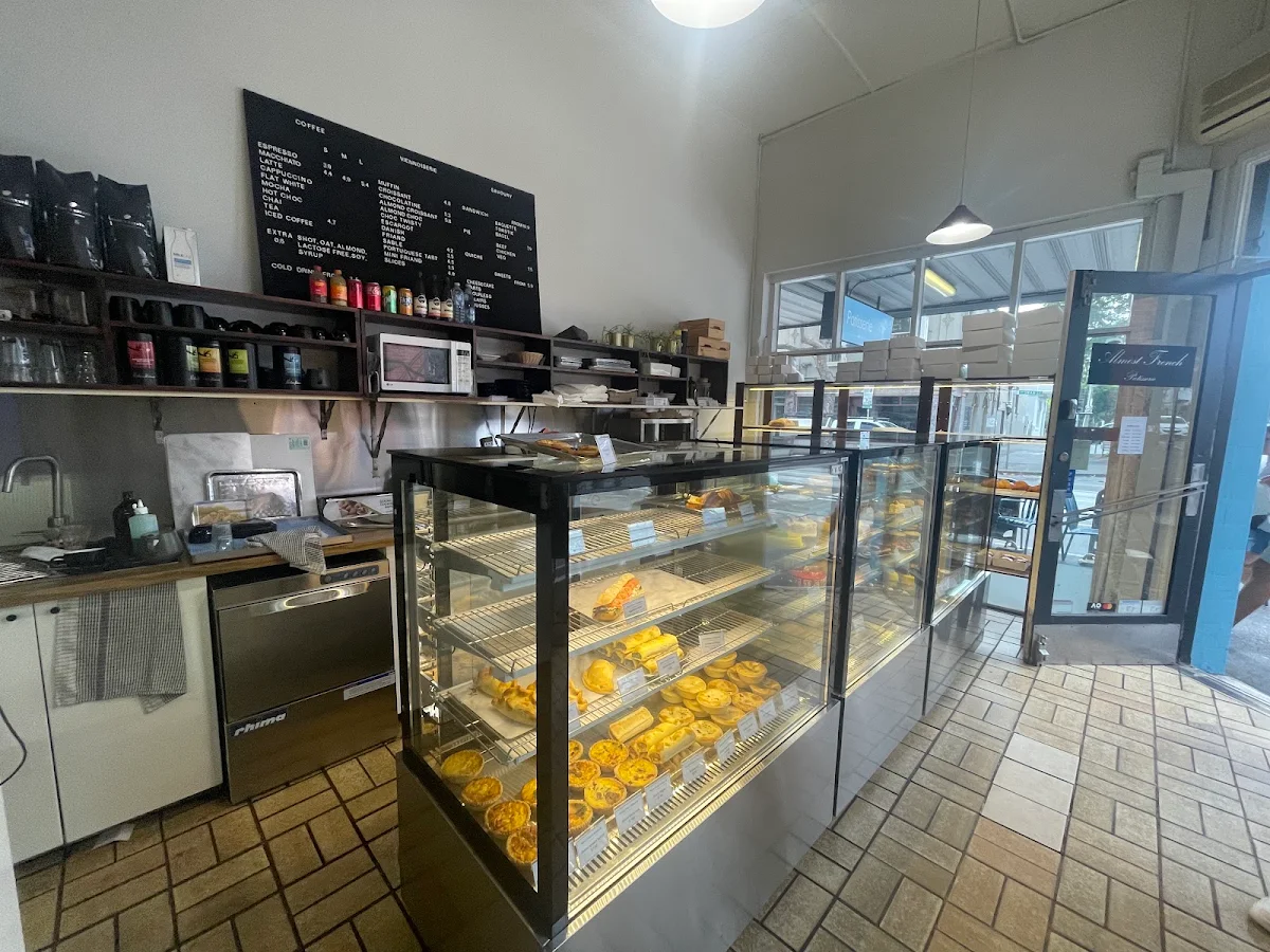 Vibe, Almost French Pâtisserie