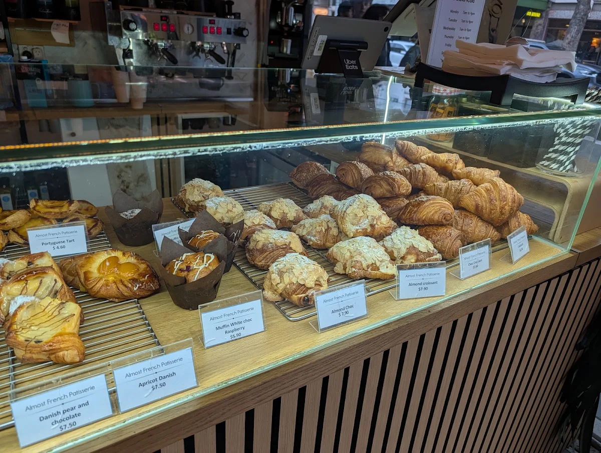Vibe, Almost French Pâtisserie