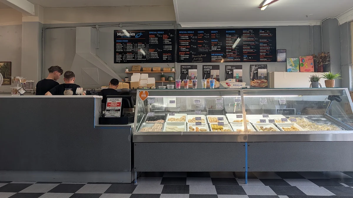 Vibe, Munchies at Budgewoi (Under New Management 2025 !)