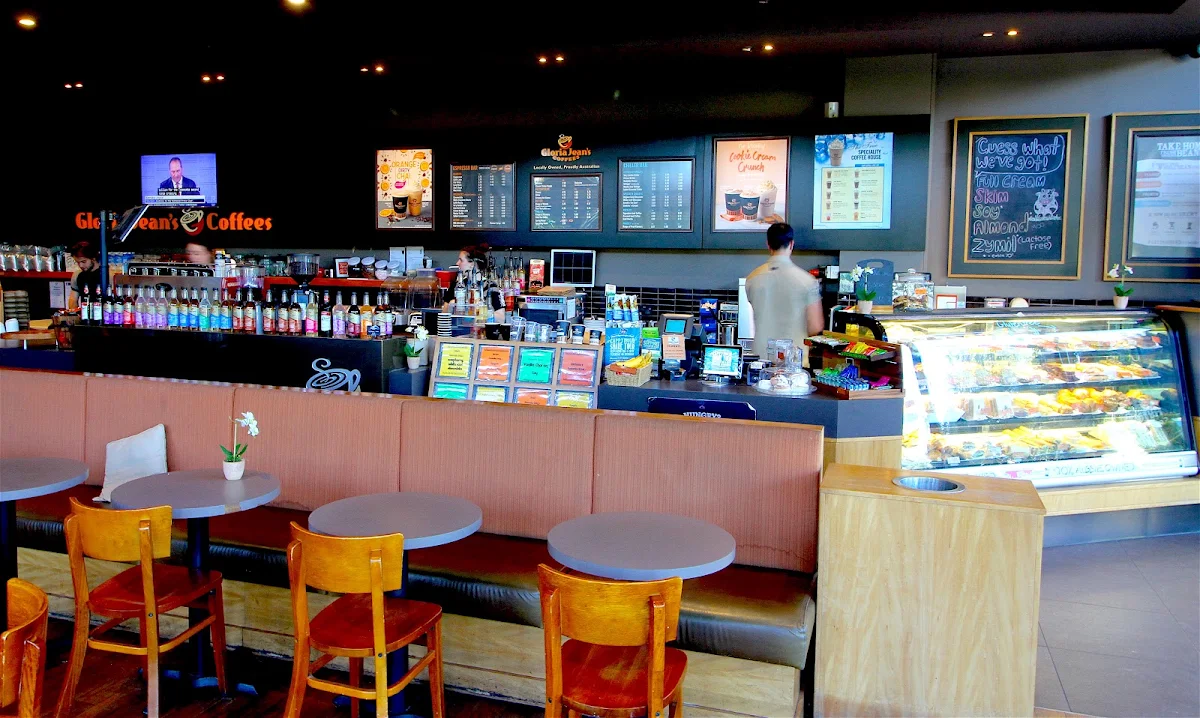 Vibe, Gloria Jean's Bella Vista