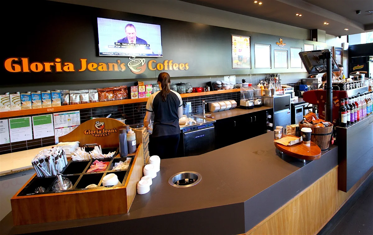 Vibe, Gloria Jean's Bella Vista