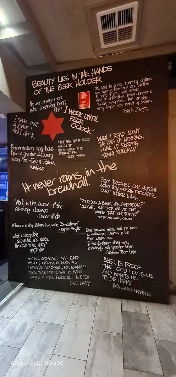 Menu, Beer DeLuxe Albury