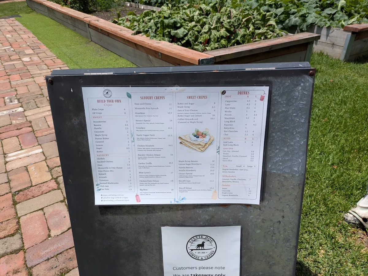 Menu, Saltie Dog - Coffee & Crêpes