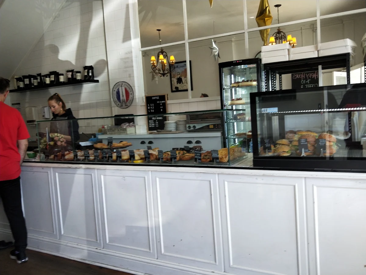 Vibe, Parisian Baker