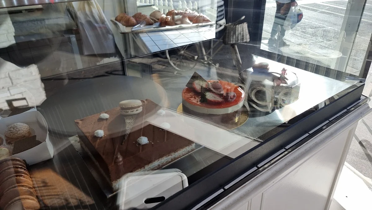 Vibe, Parisian Baker