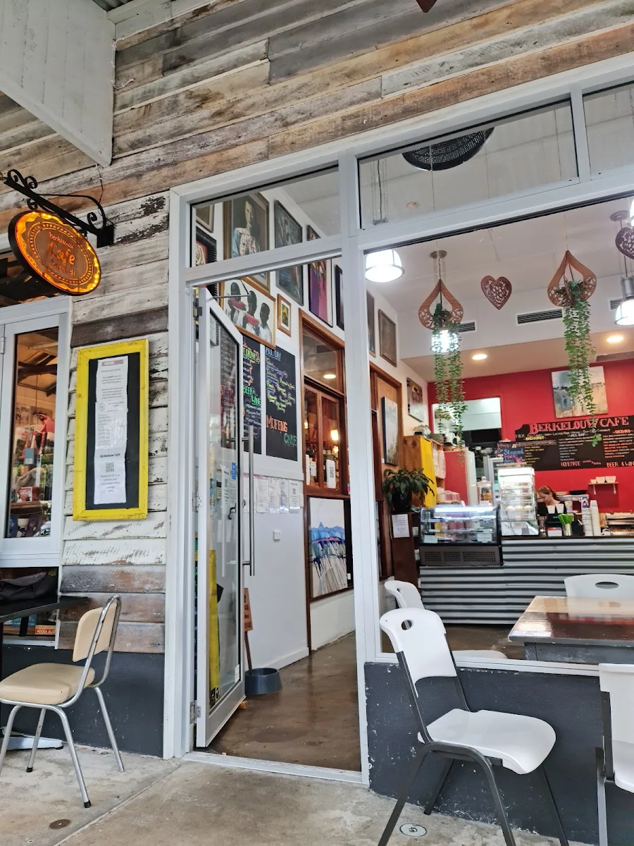 Vibe, Berkelouw Cafe