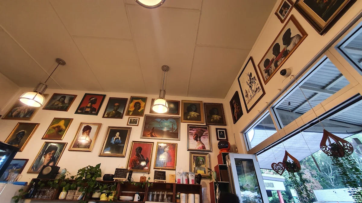 Vibe, Berkelouw Cafe