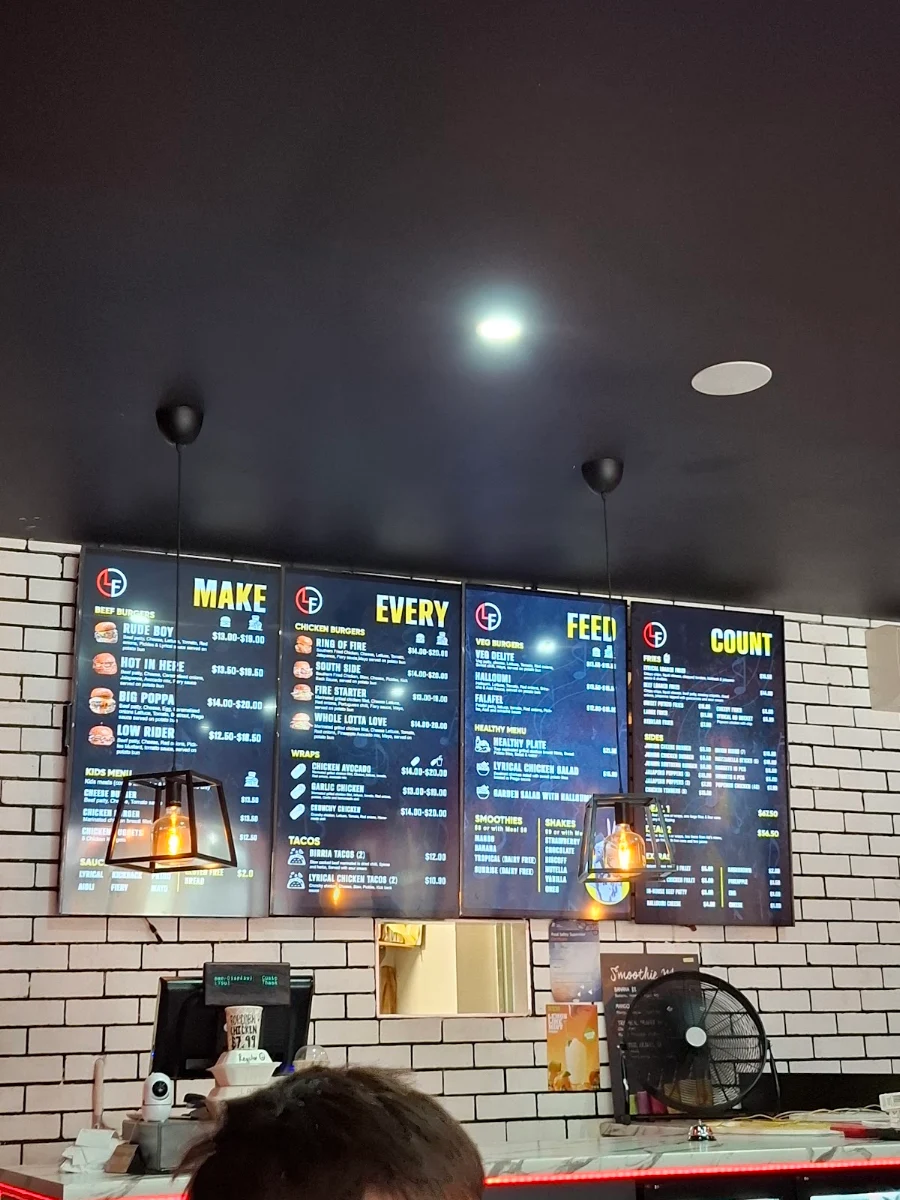 Menu, Lyrical Feed