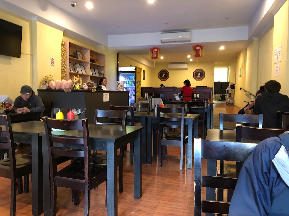 Vibe, Ping's Dumpling Kitchen Preston