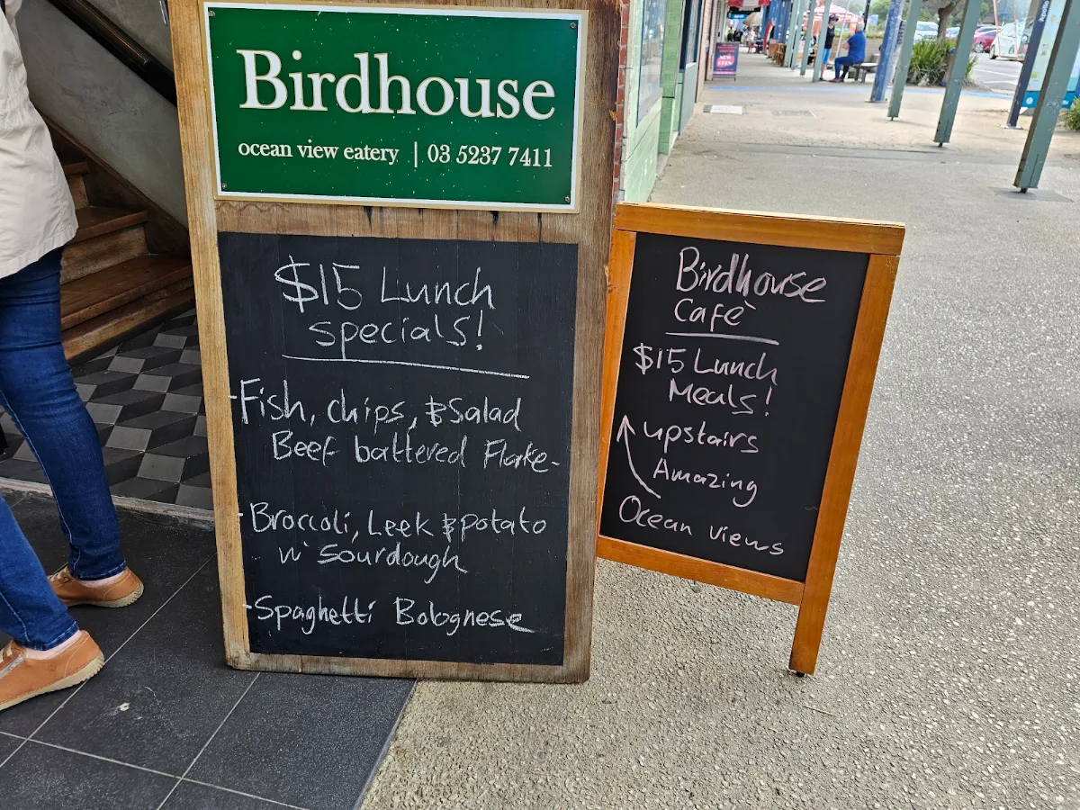 Menu, Apollo Bay Bakery