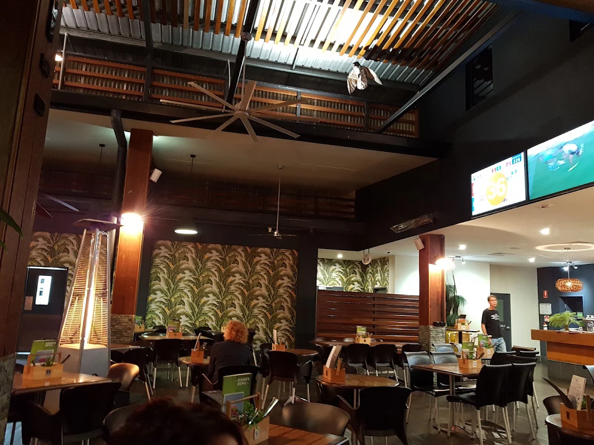 Vibe, Narangba Valley Tavern