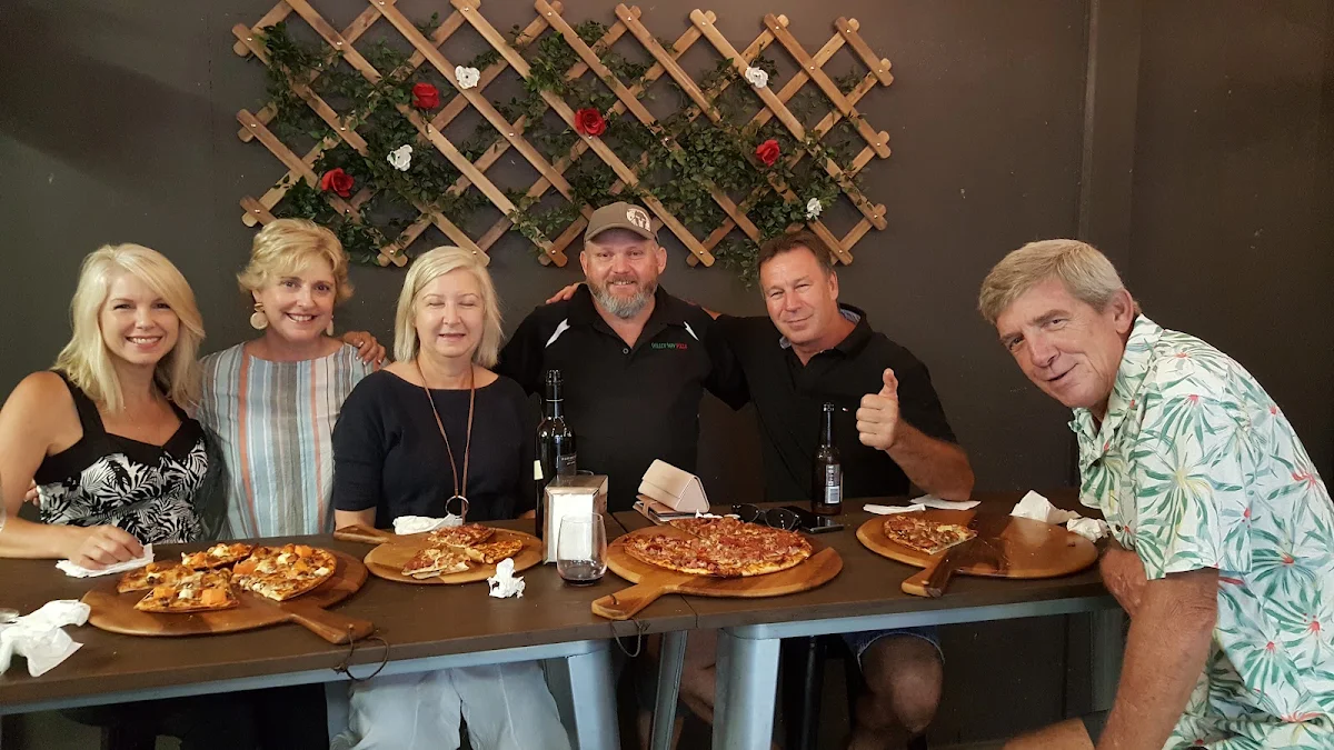 Vibe, Valley Way Pizza