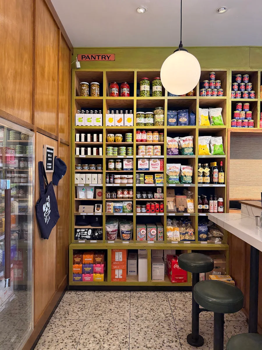 Vibe, Rowena Corner Store