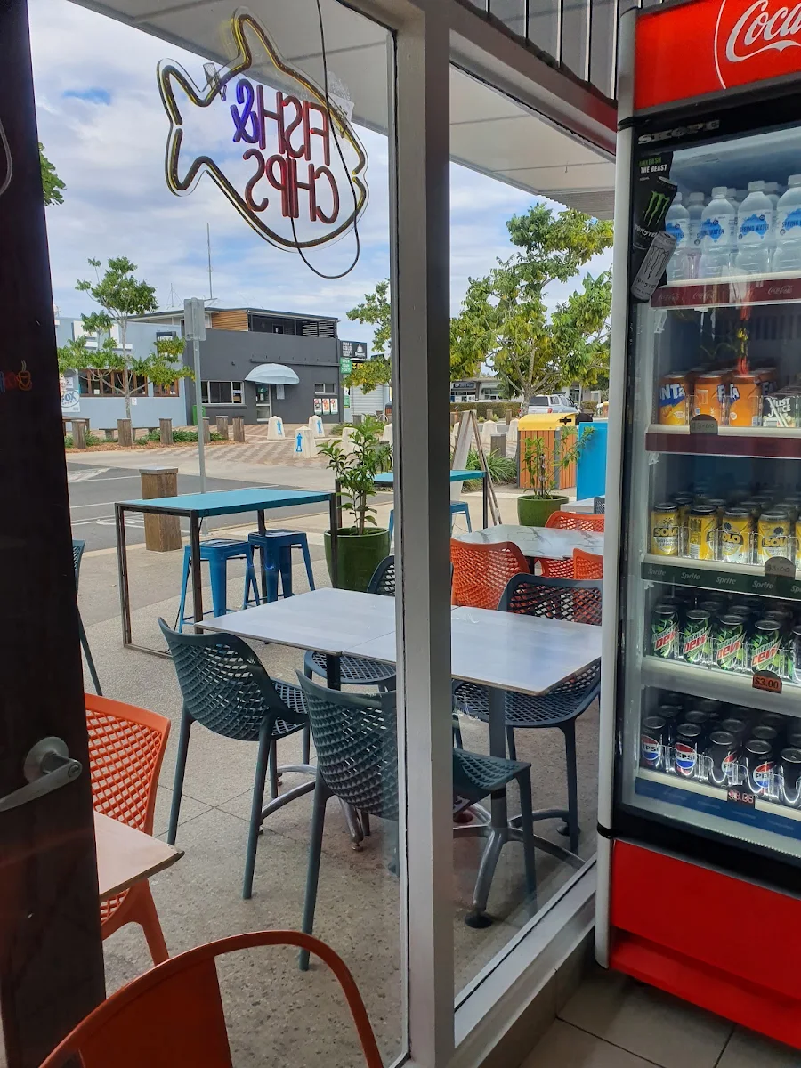 Vibe, River Culture Seafood & Grill