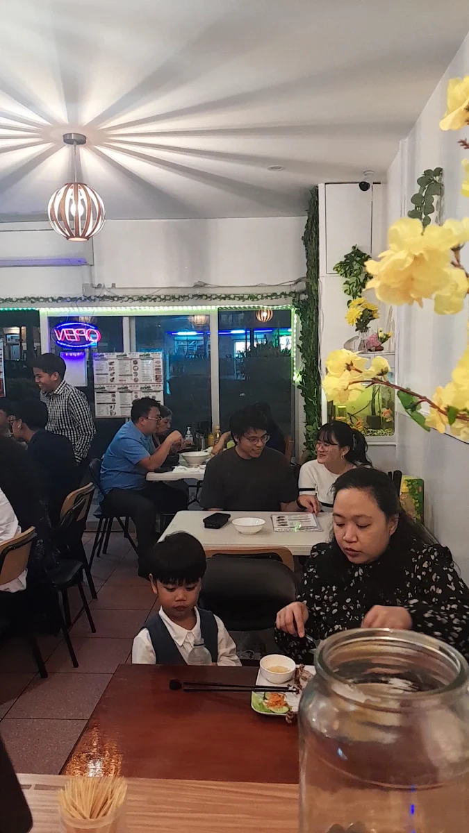 Vibe, Pho Ha Noi Restaurant
