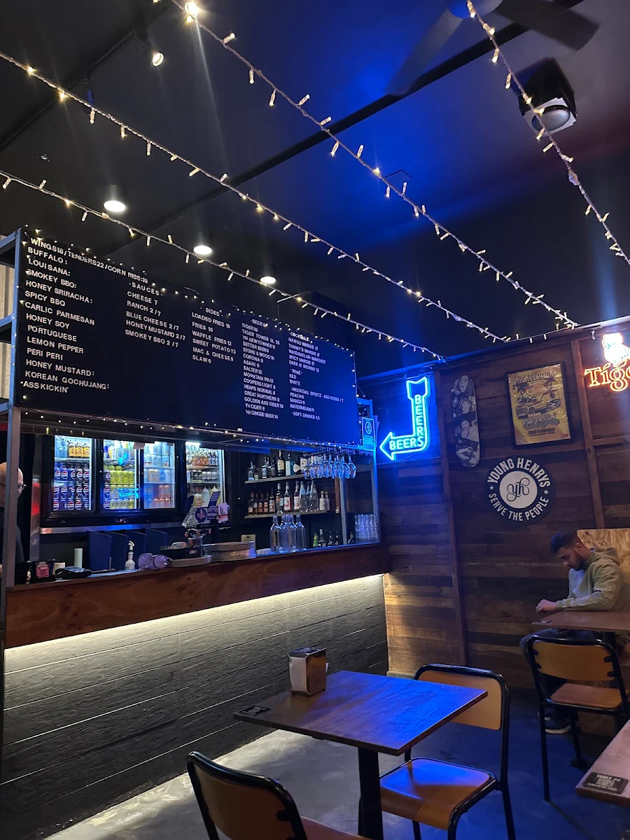 Menu, Wingboy Newtown