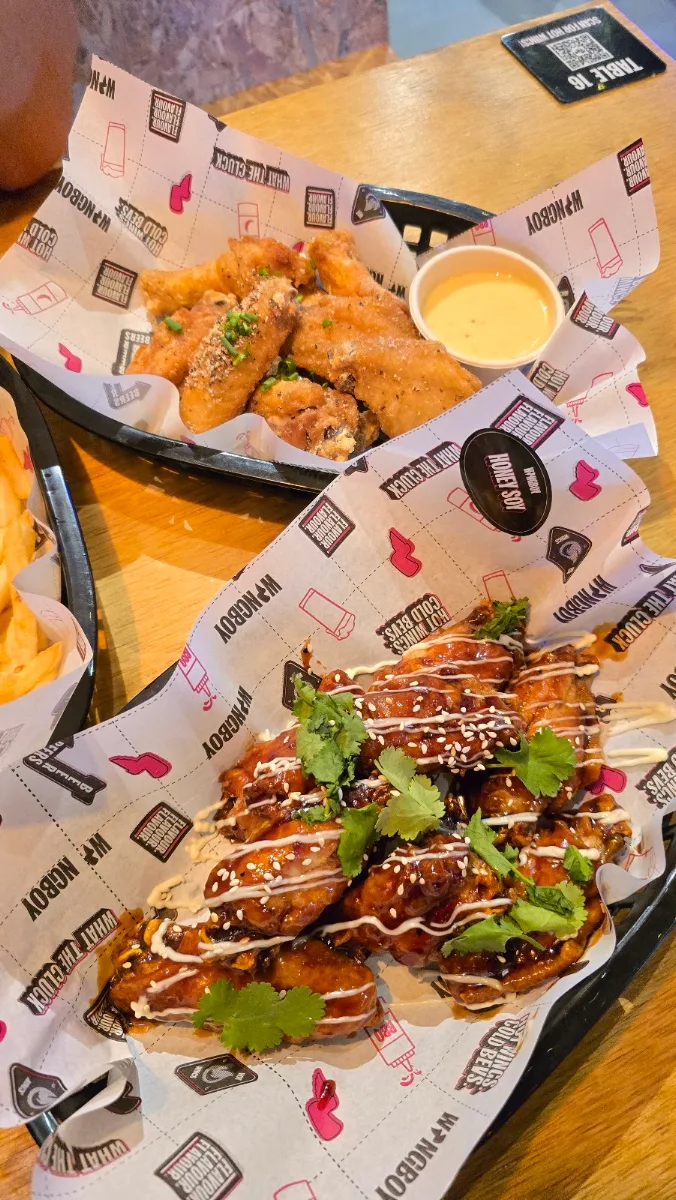 Menu, Wingboy Newtown
