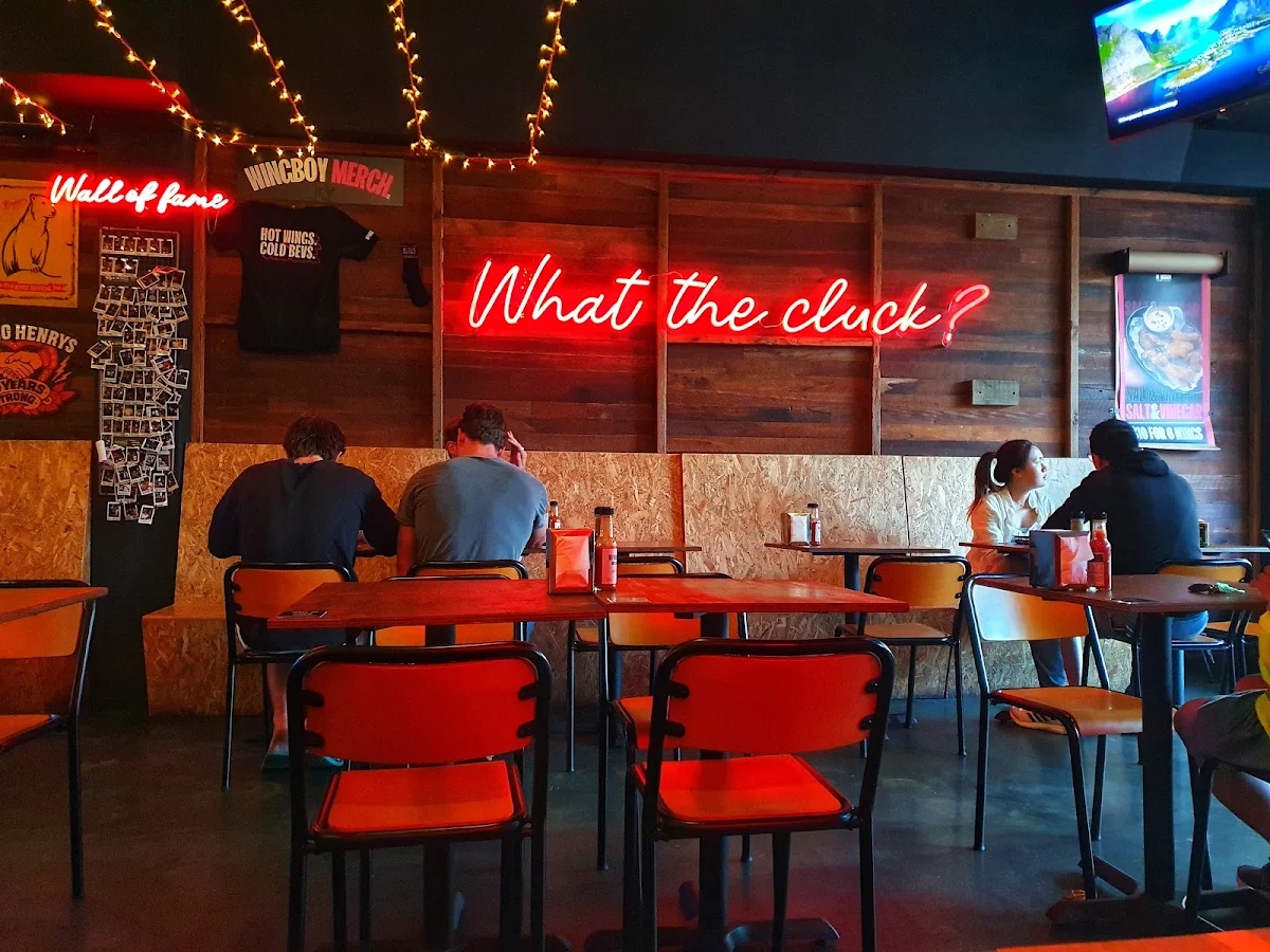 Vibe, Wingboy Newtown