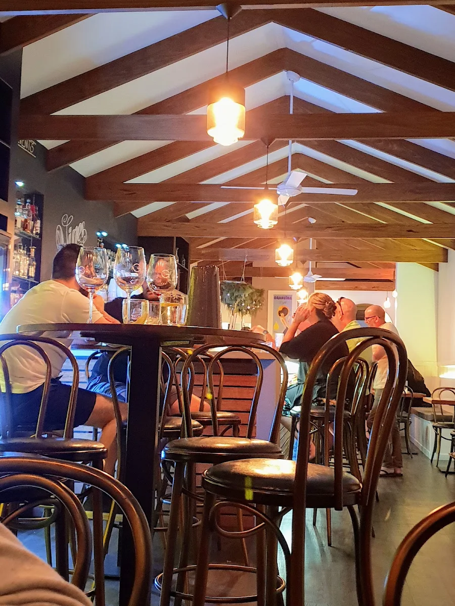 Vibe, Grenache Wine Bar