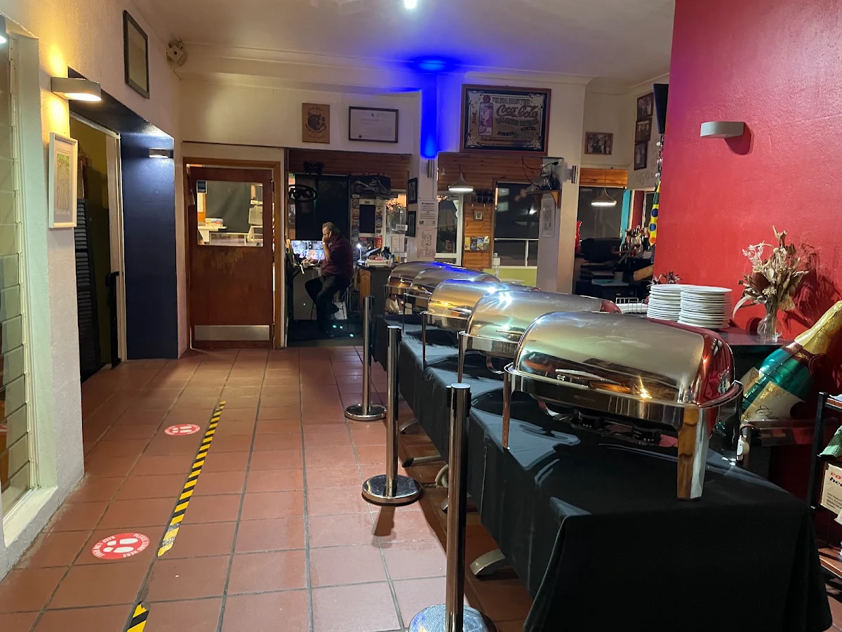 Vibe, Roscoes Piazza