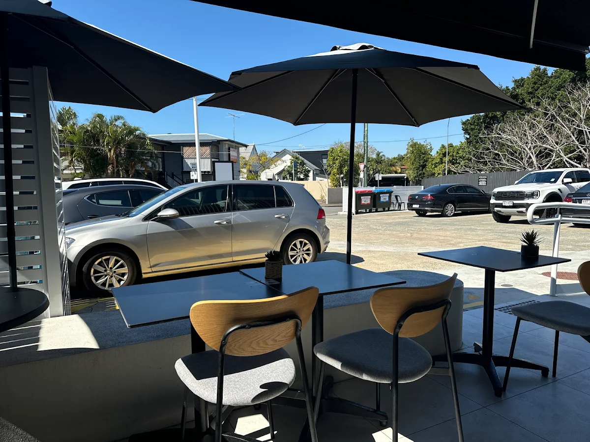 Vibe, WAHO Cafe