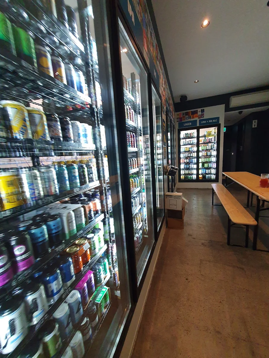 Vibe, mates. Bar & Bottleshop
