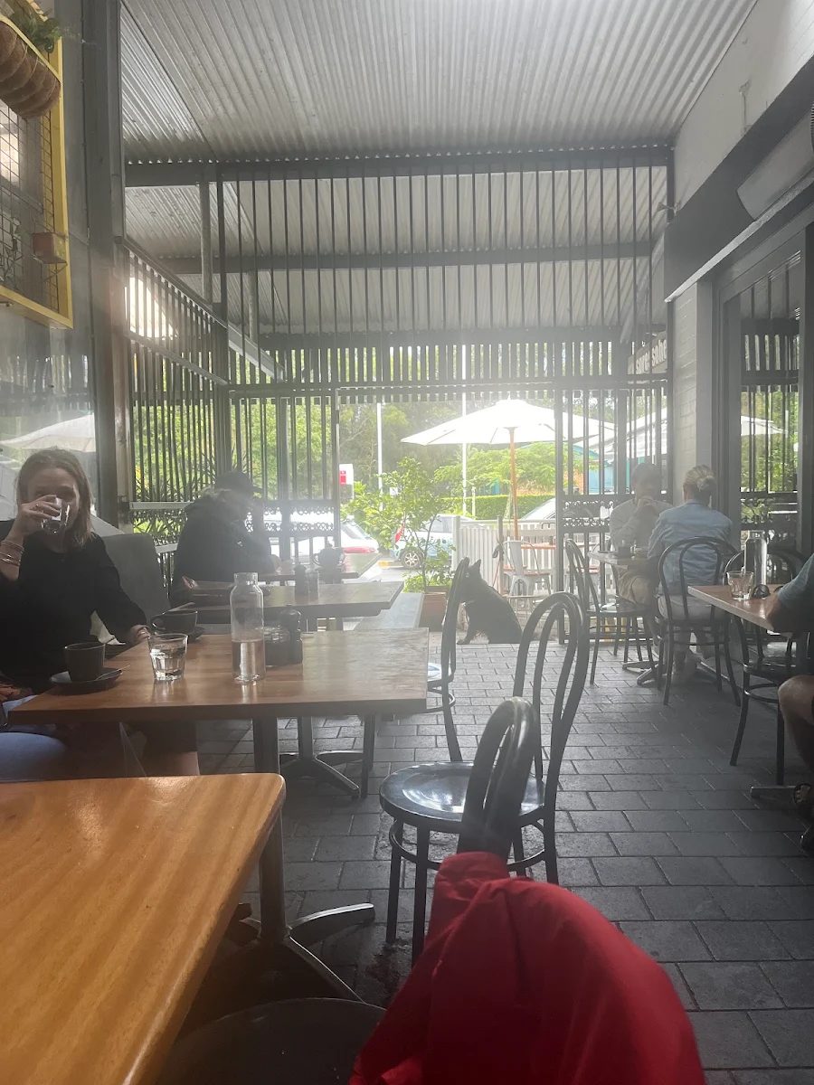 Vibe, Espressohead Cafe