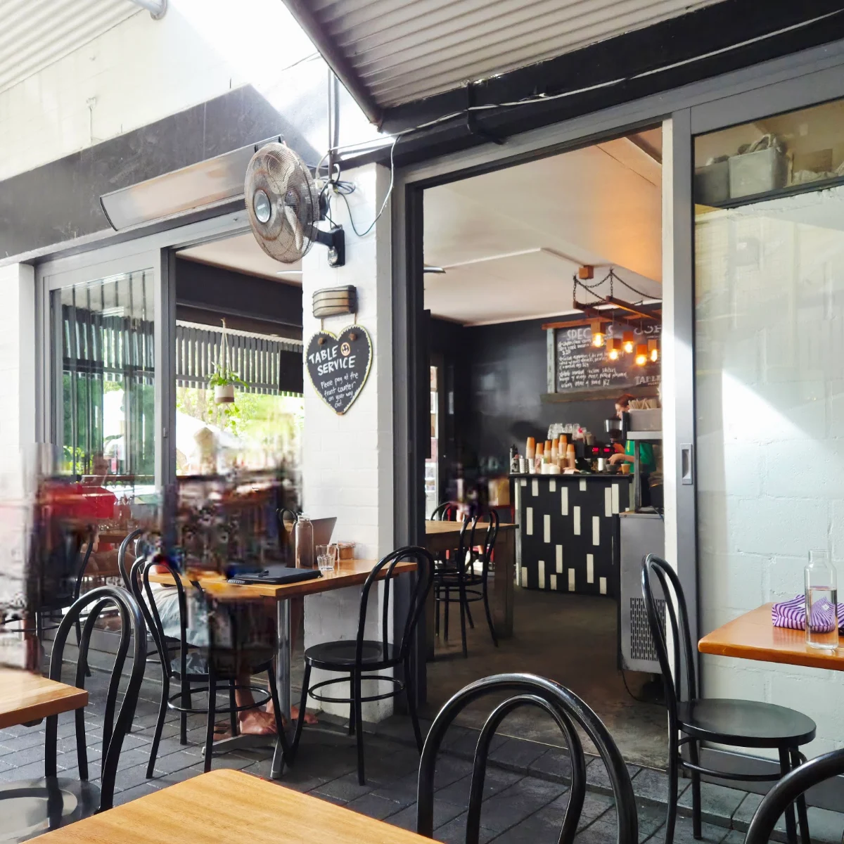 Vibe, Espressohead Cafe