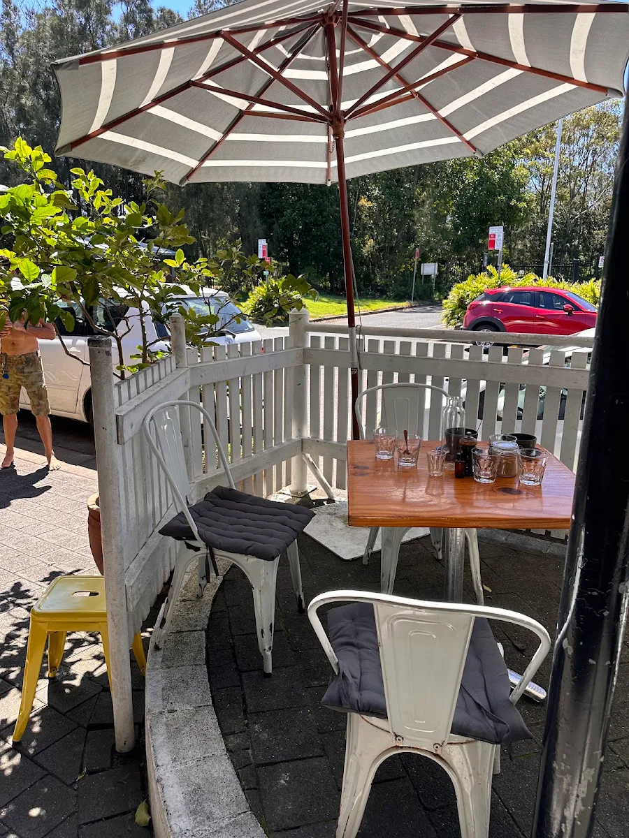 Vibe, Espressohead Cafe