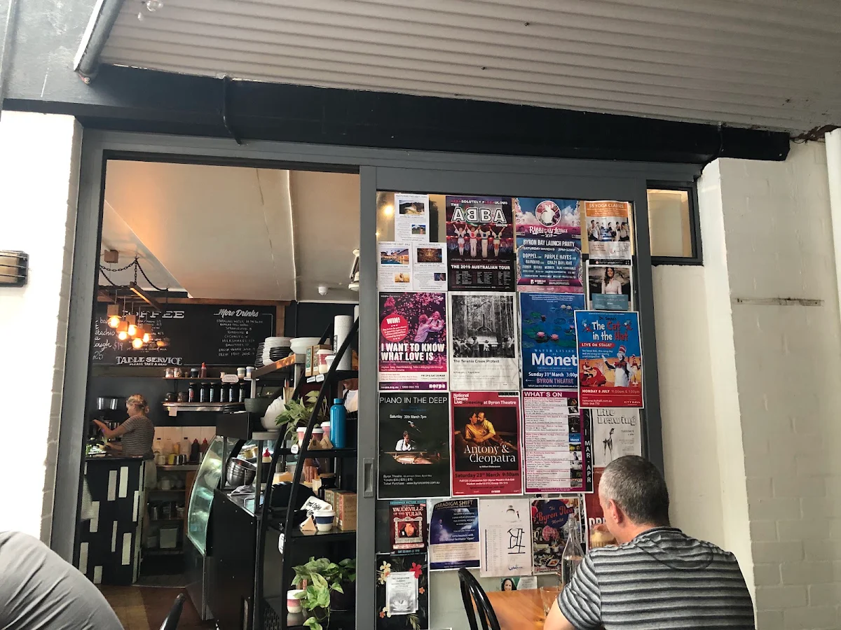 Vibe, Espressohead Cafe
