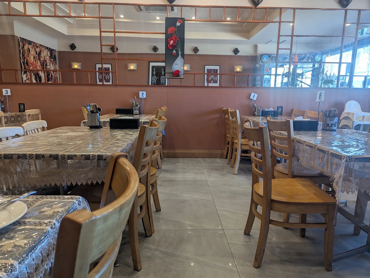 Vibe, Nur Uyghur Restaurant